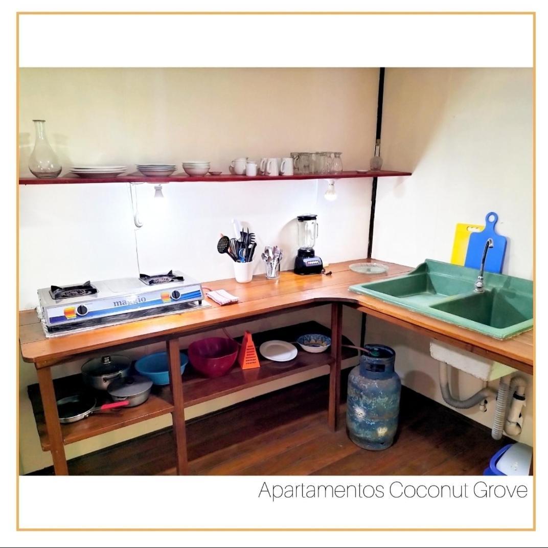 Cabinas Coconut Grove Puerto Viejo de Talamanca Екстериор снимка