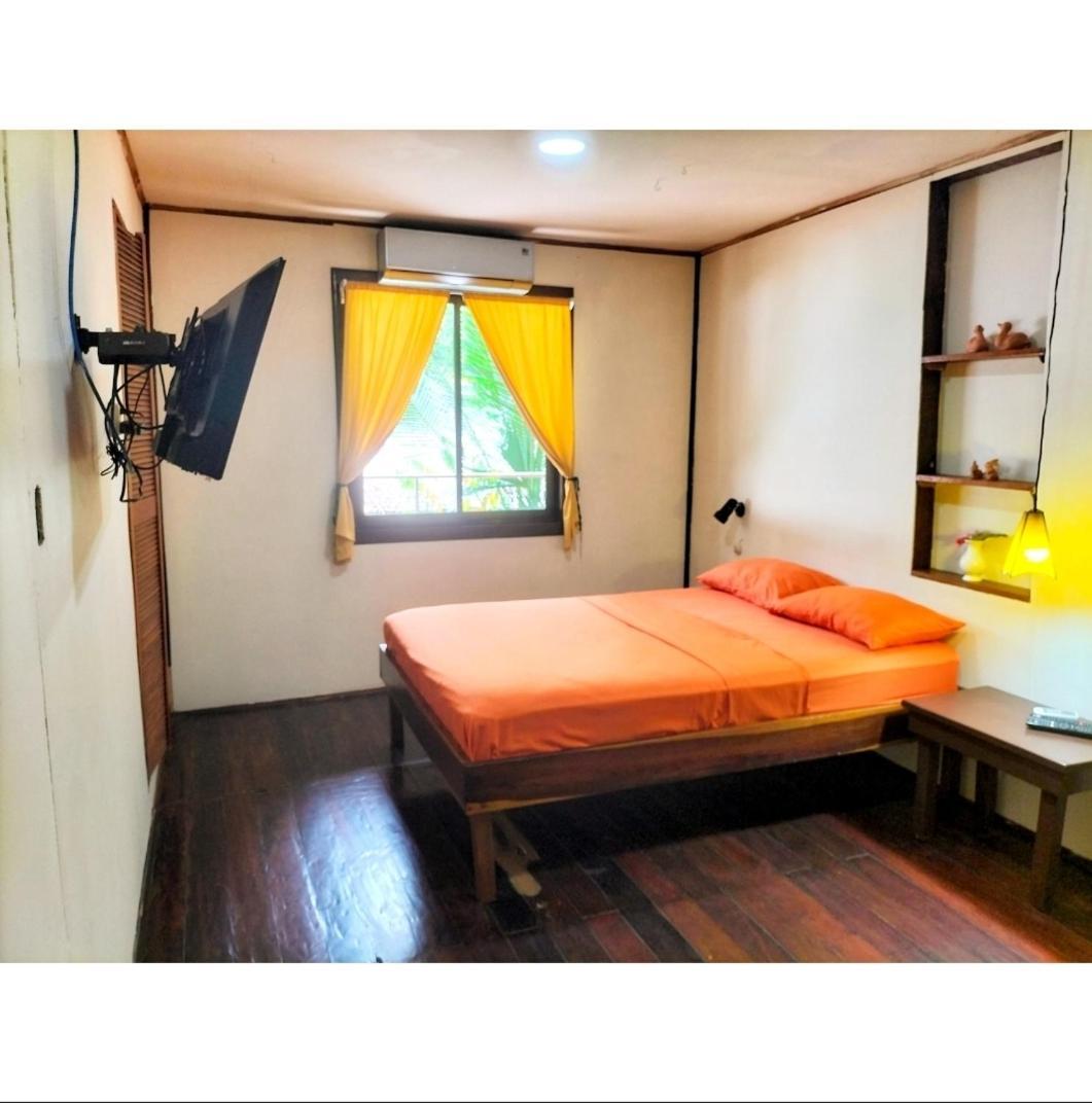 Cabinas Coconut Grove Puerto Viejo de Talamanca Екстериор снимка